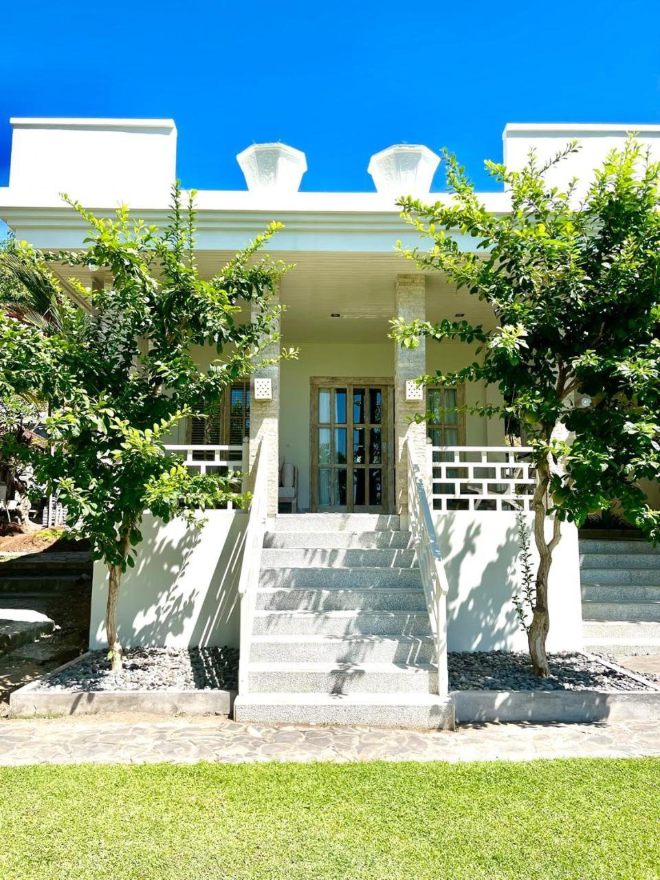 Dhauteya Villa Ambat Eksteriør billede